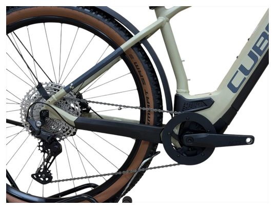 Produit reconditionné . Cube Reaction Hybrid Pro 625 Allroad Shimano Deore 2022 . VTT électrique . Cube . très bon état