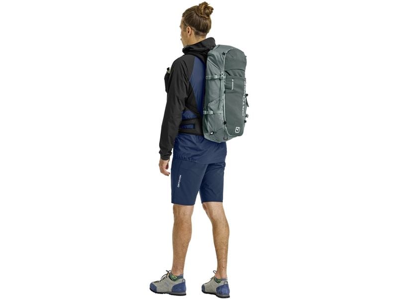 ORTOVOX Wanderrucksack Traverse 30 l, Black raven Vielseitiger, komfortabler und funktionaler Rucksack für alpine Touren