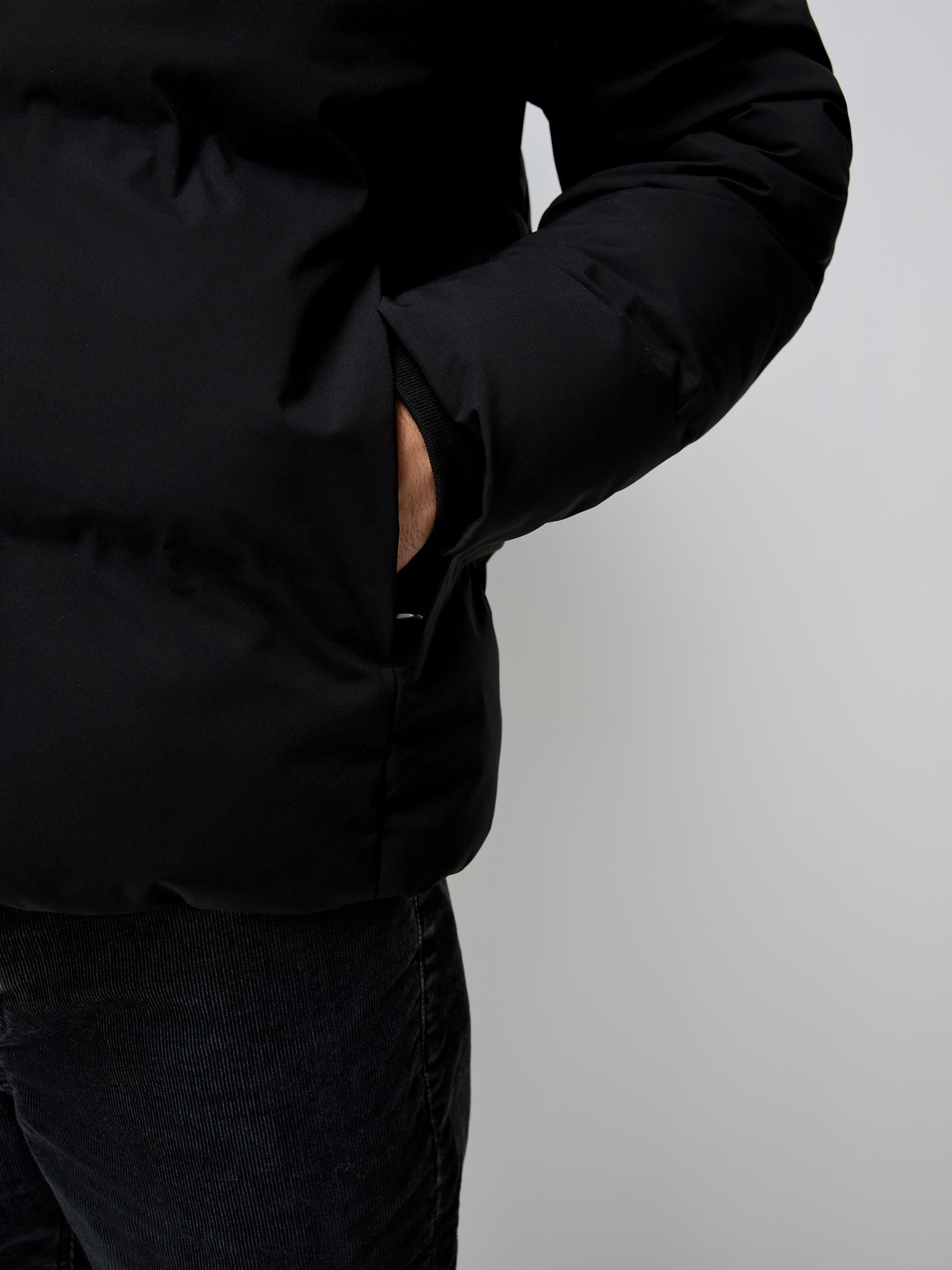 Zwart - Standaard lengte - ThermoGen Shower Resistant Puffer Jacket