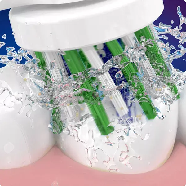 Cabeças de escova Oral-B CrossAction com tecnologia CleanMaximiser - 8 unidades