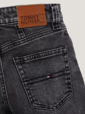 Calça jeans preta reta e desbotada