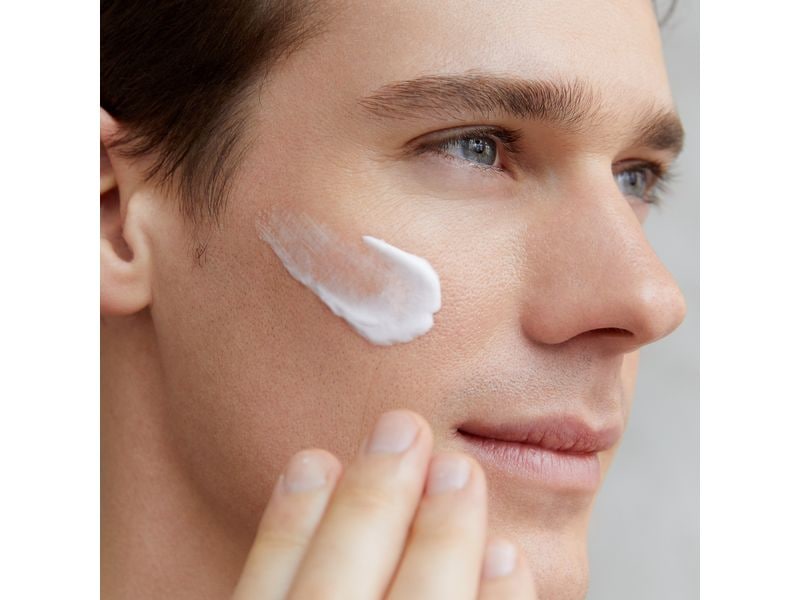 NIVEA MEN Gesichtscrème Protect and Care 75 ml Feuchtigkeitsspendende Gesichtspflege