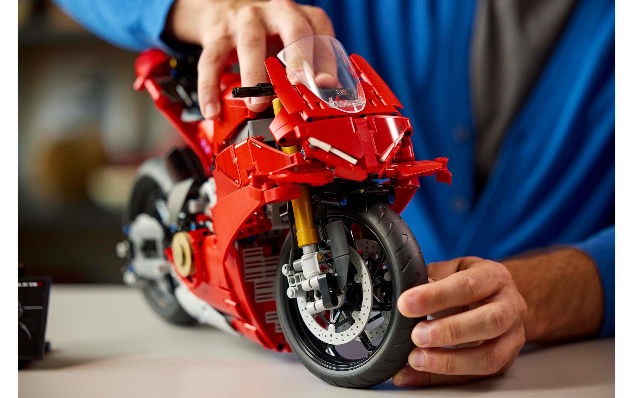 Technic Ducati Panigale V4 S Motorrad 42202<br>Bauset für erwachsene Ducati-Fans