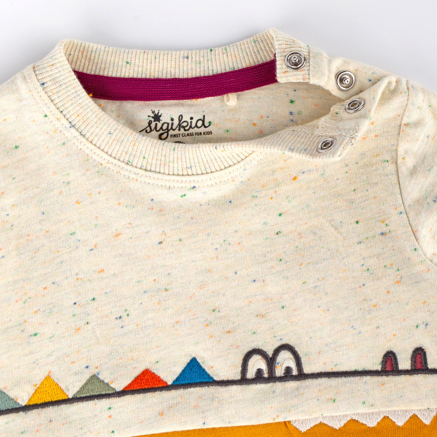 Langarmshirt B - WILD CROCODILE in beige