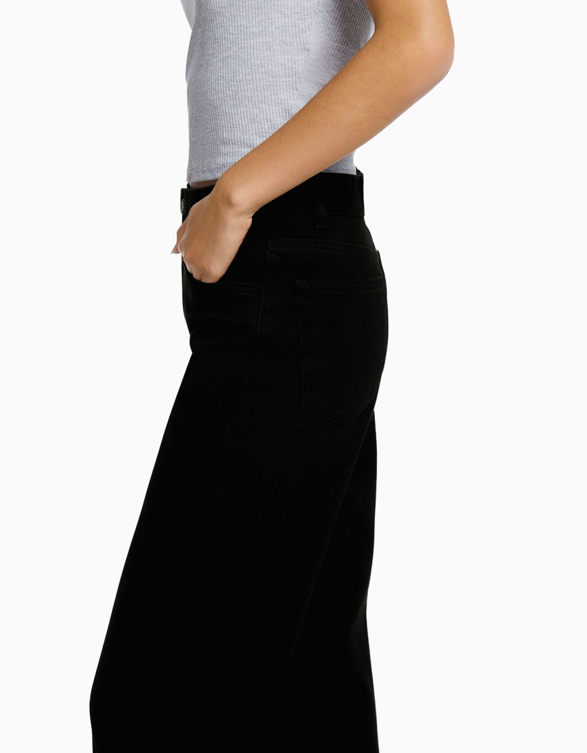 Calça jeans de perna larga