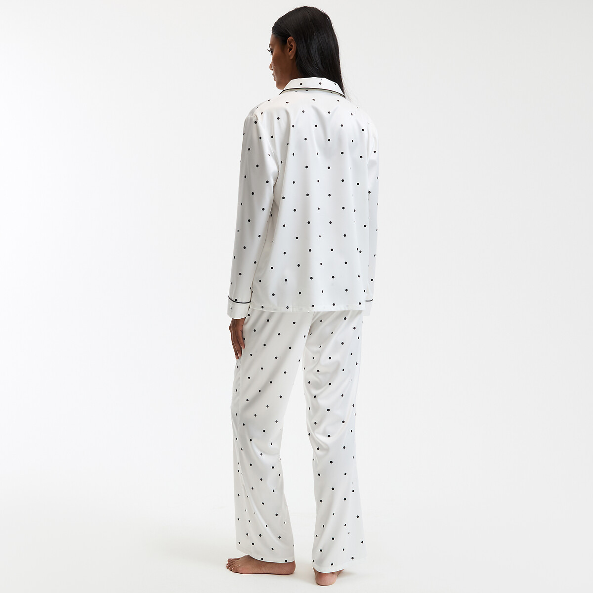 ANNE WEYBURN<br>Pijama de cetim com estampa de bolinhas