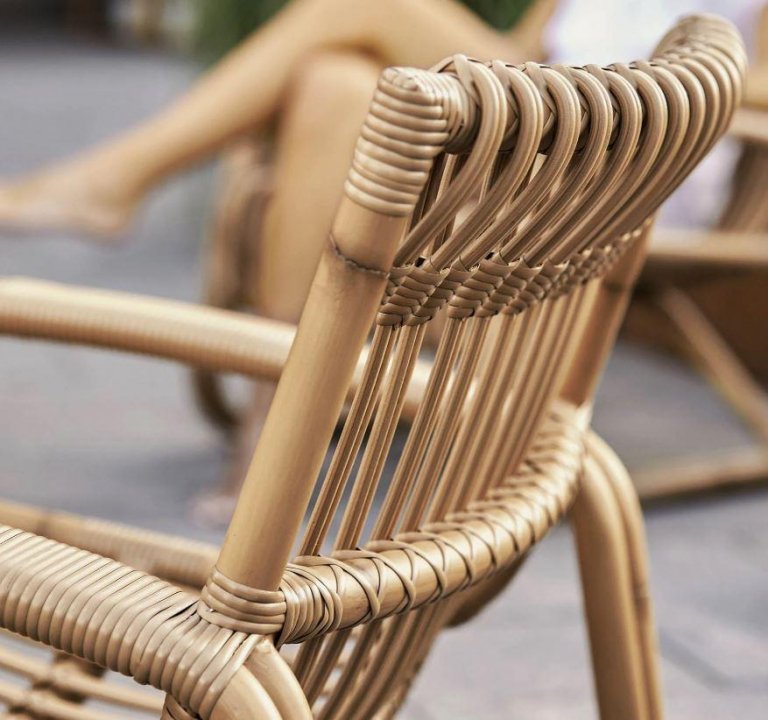 Cane-Line Curve Outdoor Lounge fauteuil lava