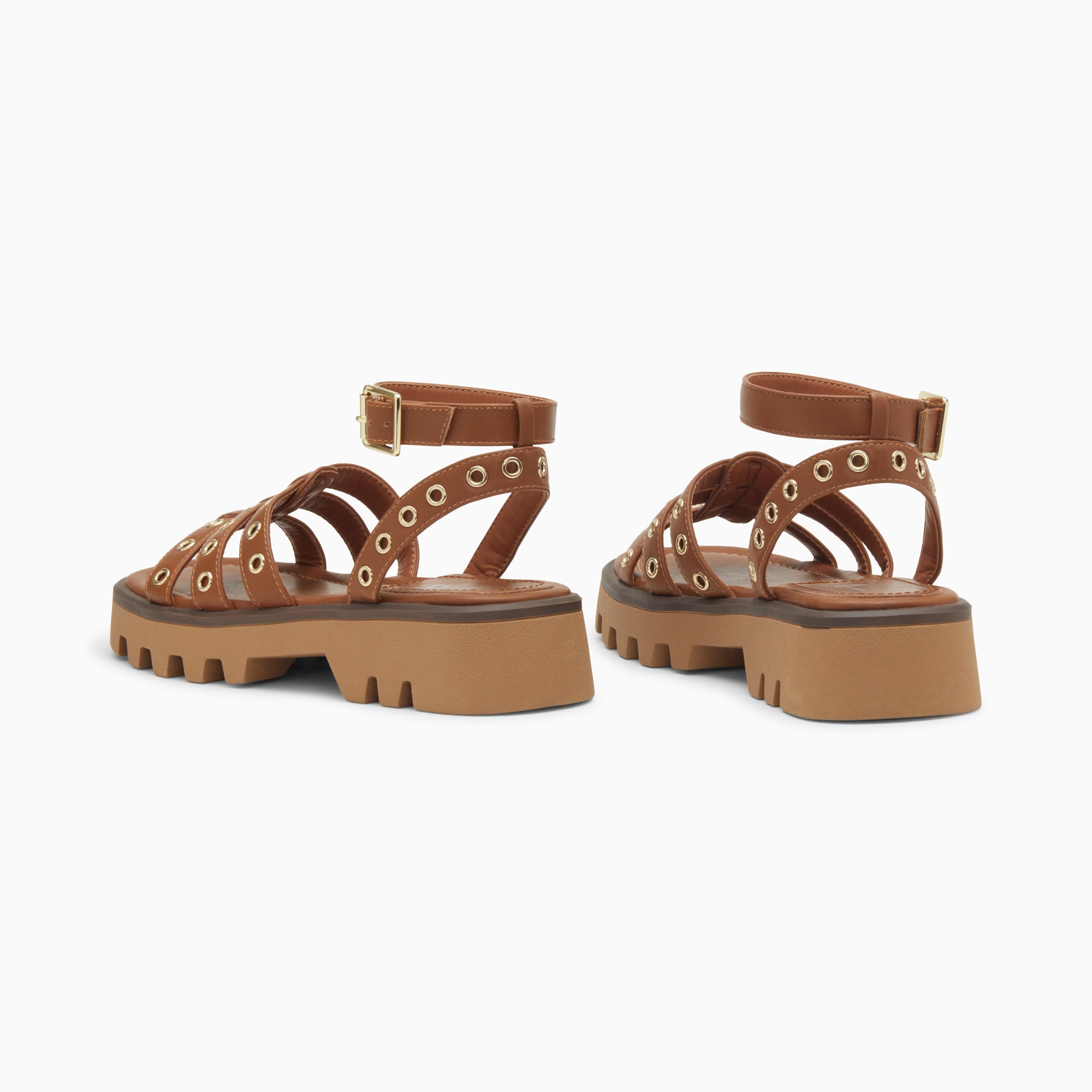Sandales plates-Sandales Inaya camel à oeillets et plateforme crantée
