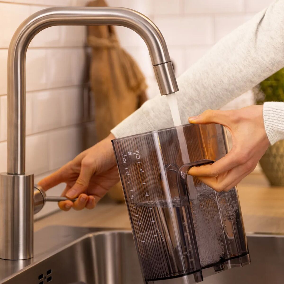 MyMoment kaffetrakter med glasskanne, svart