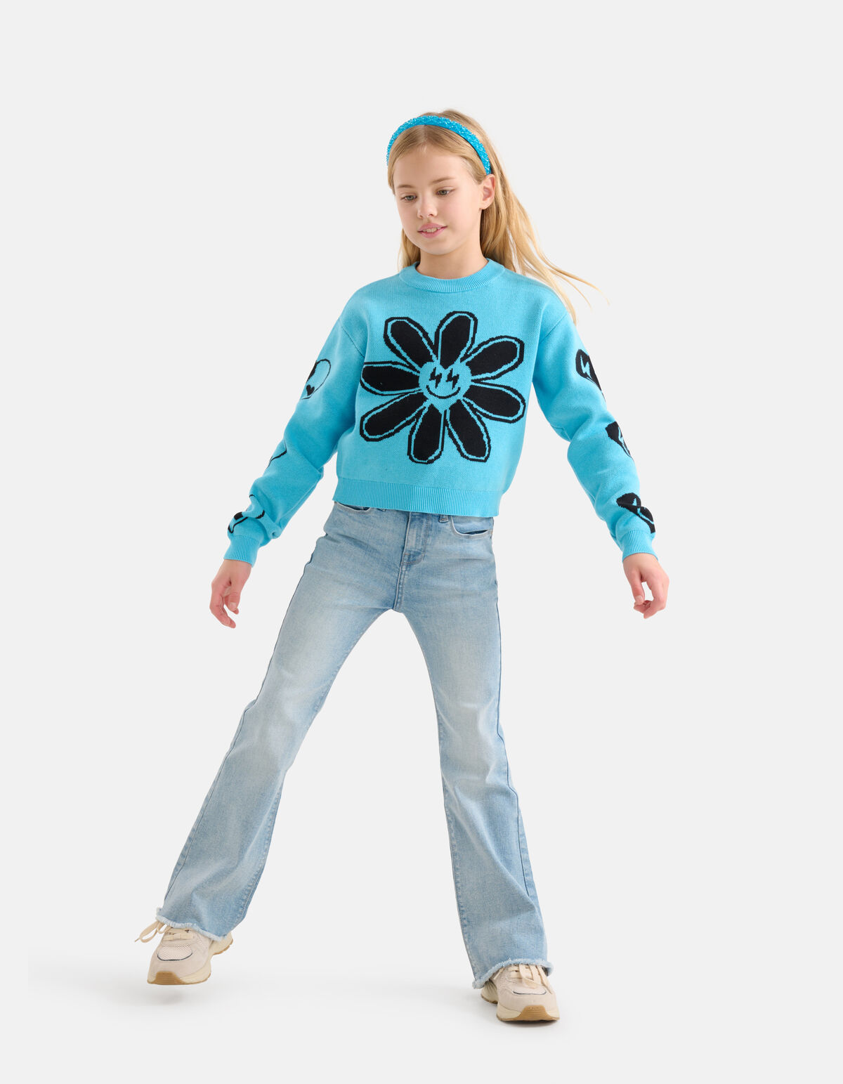 Flared Fit Jeans Bleached