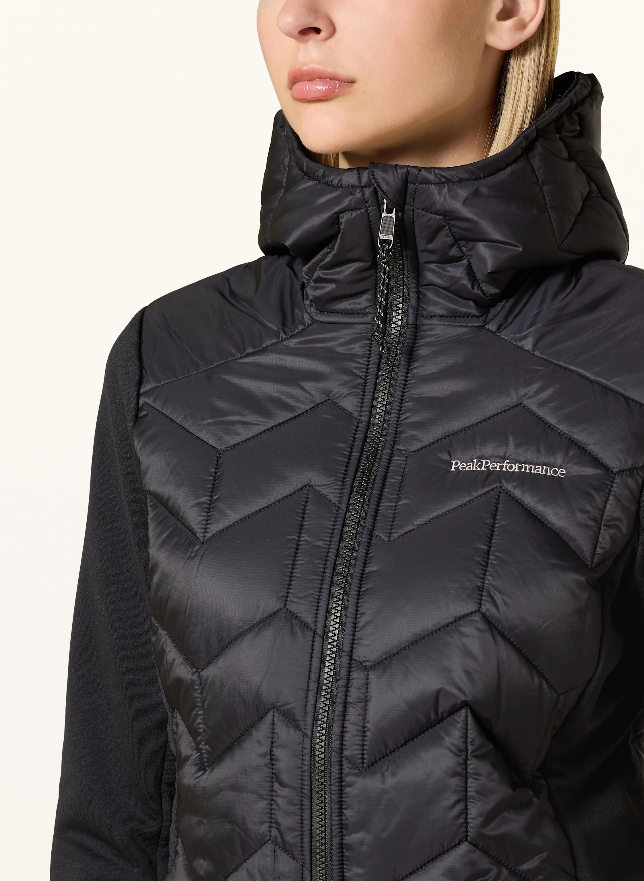 Peak Performance Hybrid-Steppjacke ELEVATE LINER