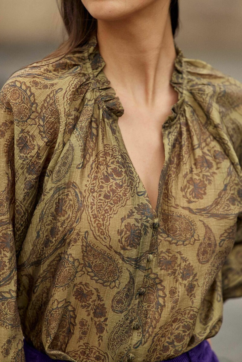 LA PETITE ETOILE<br>Blusa de manga comprida BEILA.