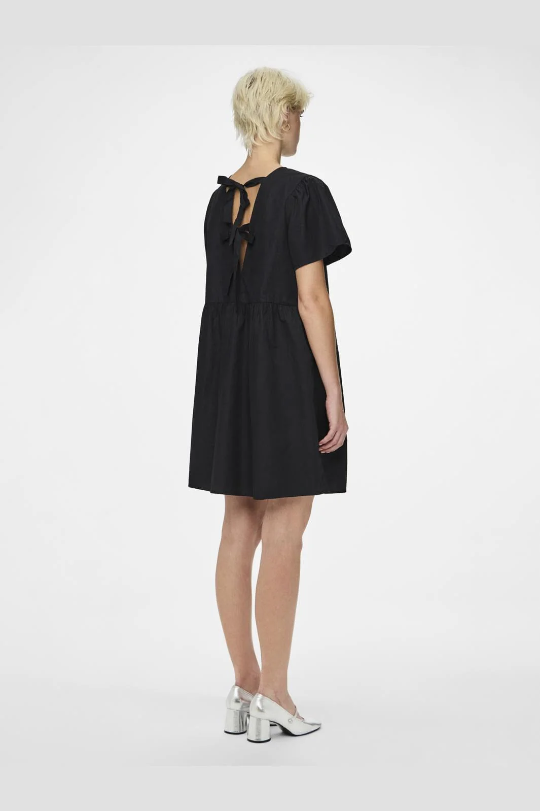 Pieces Pcula Ss O-Neck Reversible Bow Dress 4704157 black