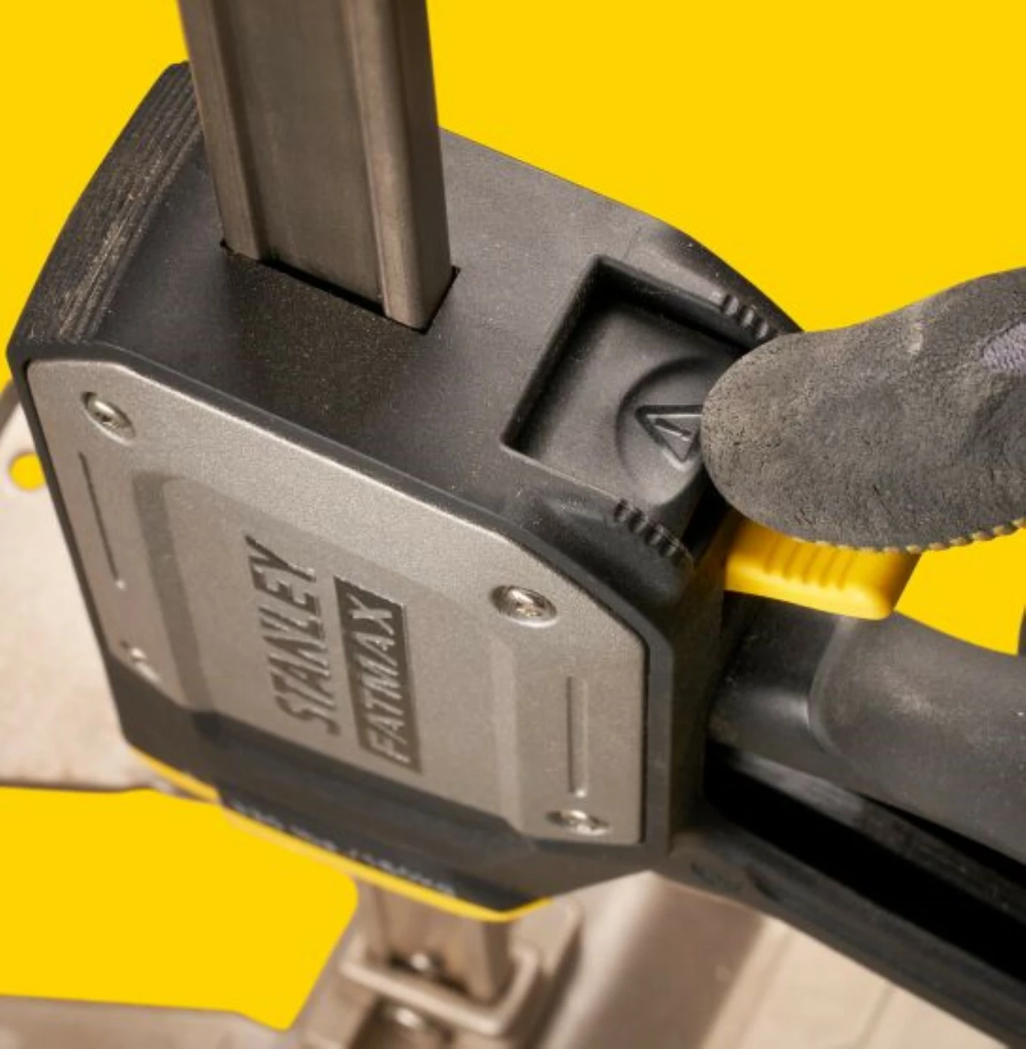 Stanley FMHT83552-1 FATMAX TradeLift Montagehulp - tot 150kg hefvermogen - 7-220mm - 2 stuks