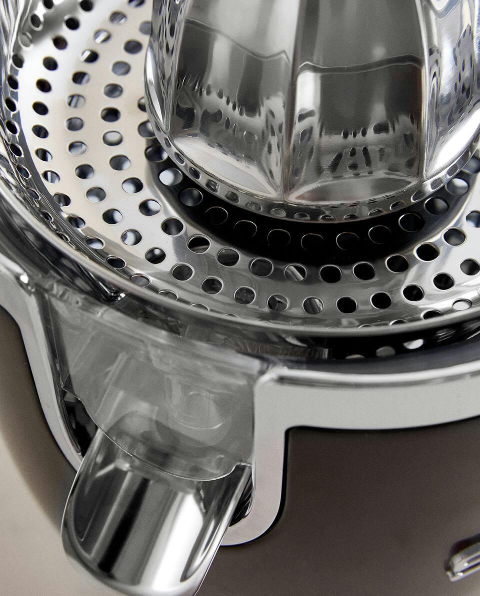 Extrator de suco SMEG