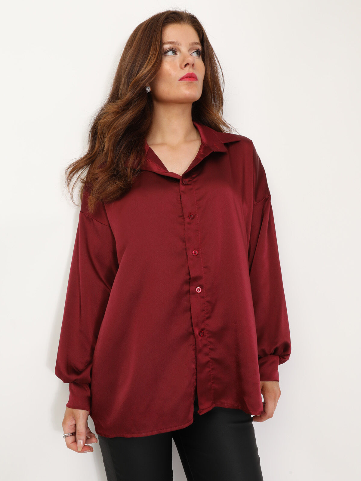 Chemise ample et satinée- Rouge foncé