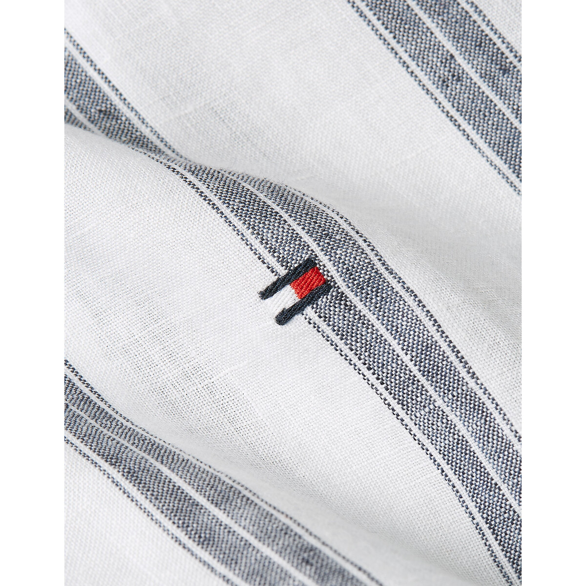 TOMMY HILFIGER<br>Camisa em linho listrado