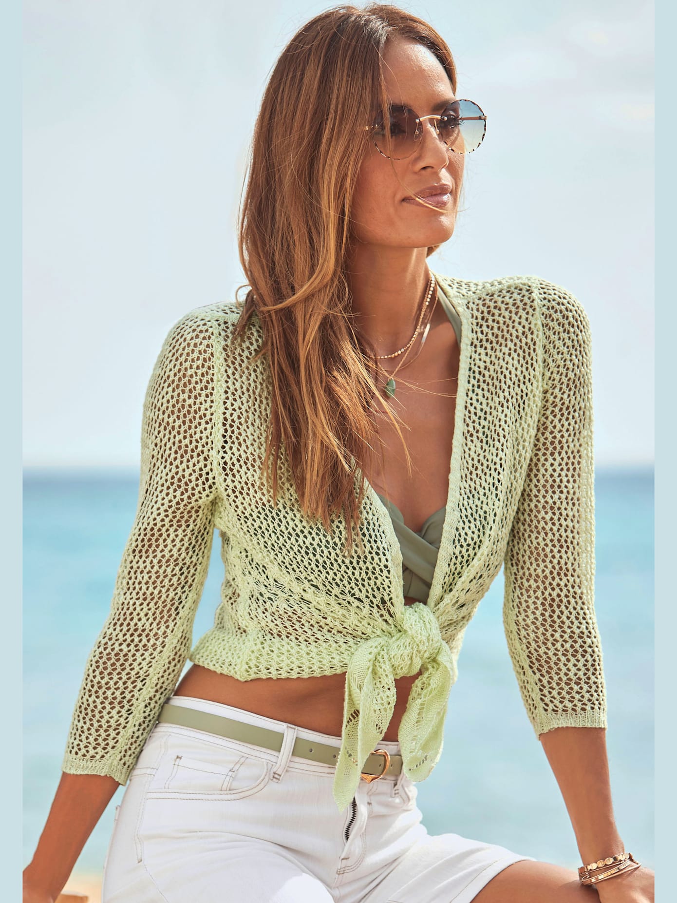 Veste en tricot cardigan motif ajouré