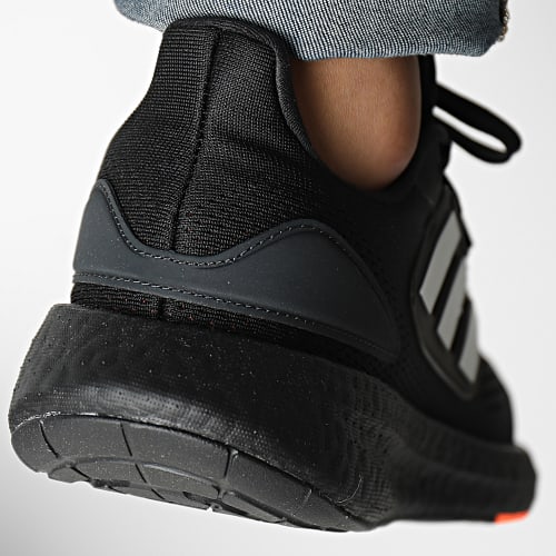 Baskets PureBoost 22 HQ1455 Core Black Cloud White Carbon