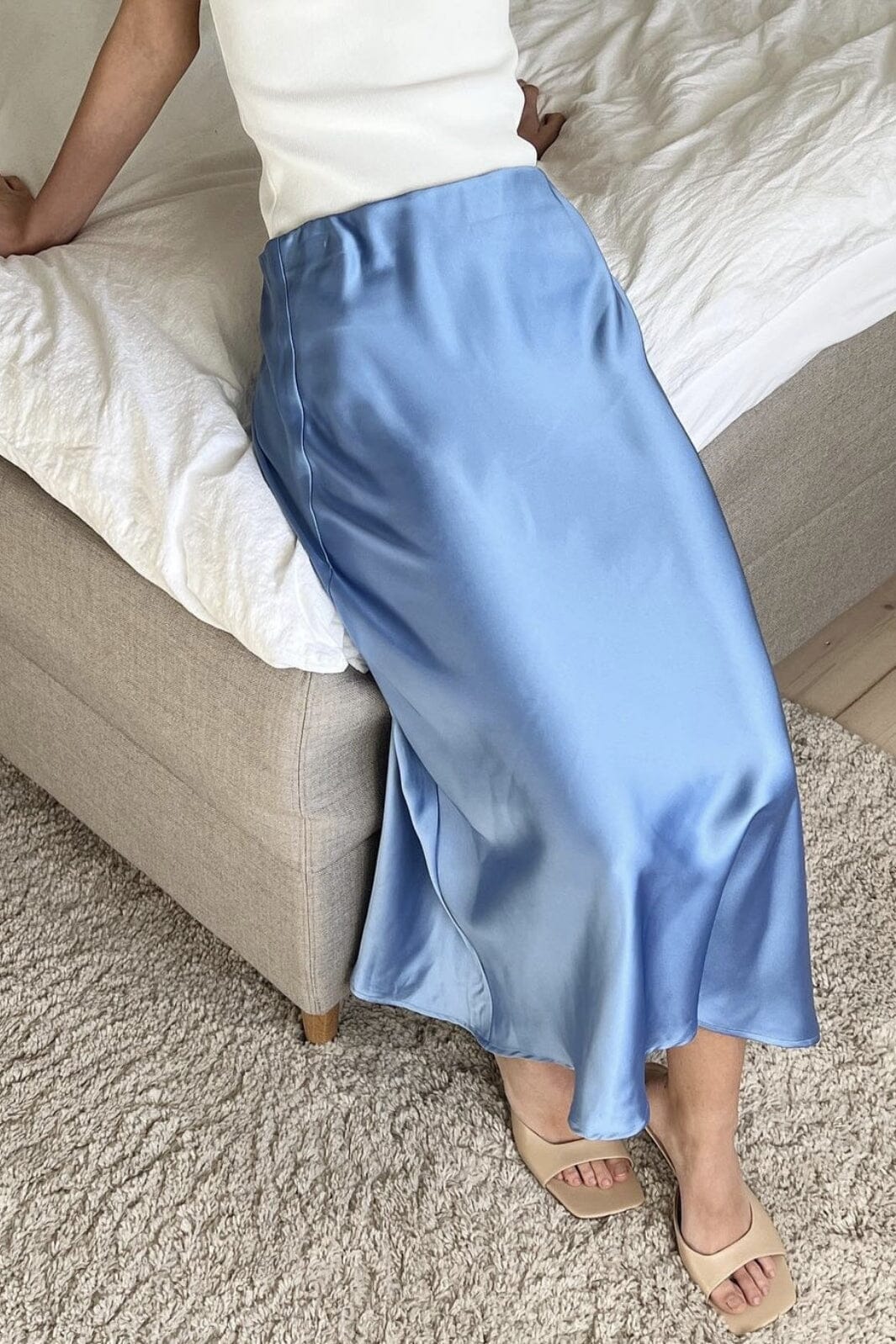Neo Noir Bovary Skirt dusty blue
