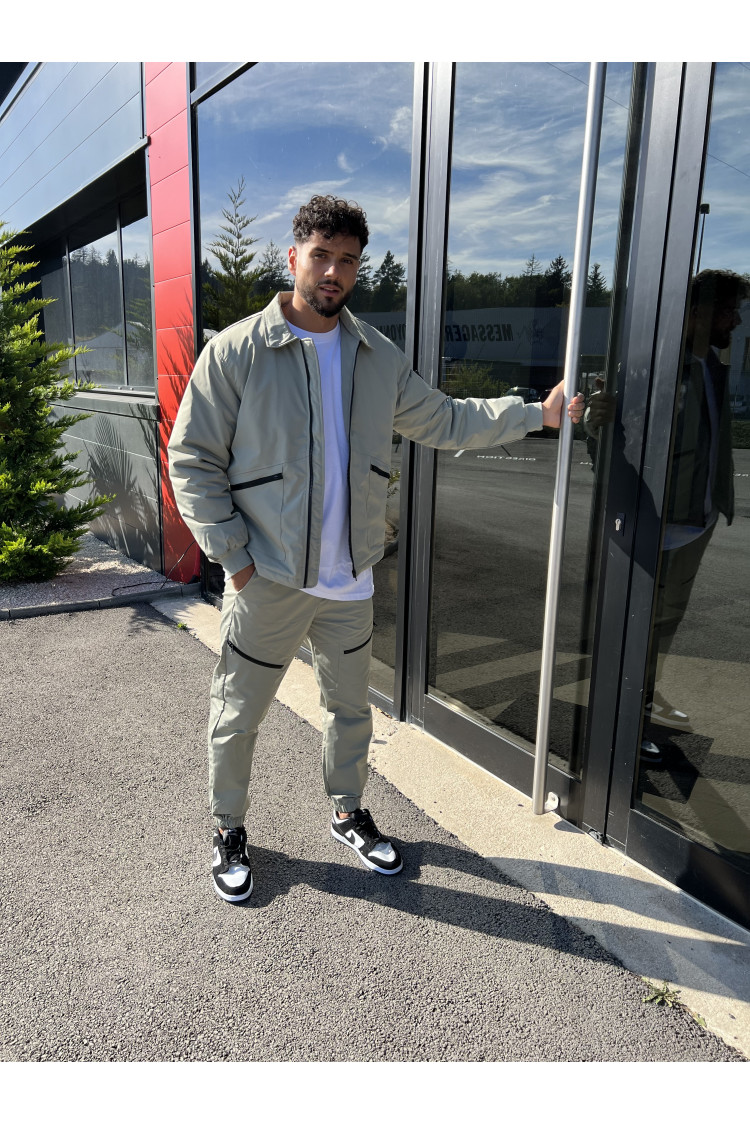 Blouson kaki à poches zippées
