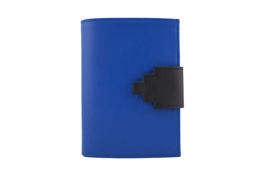 Gable blue black