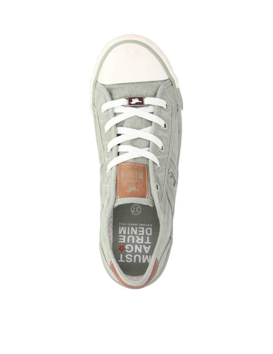 Canvas Sneaker