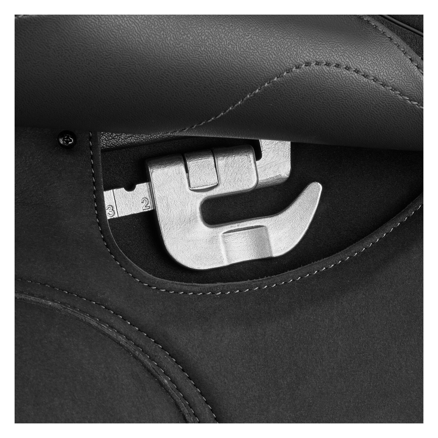 Wintec Dressursattel Isabell Icon  - schwarz