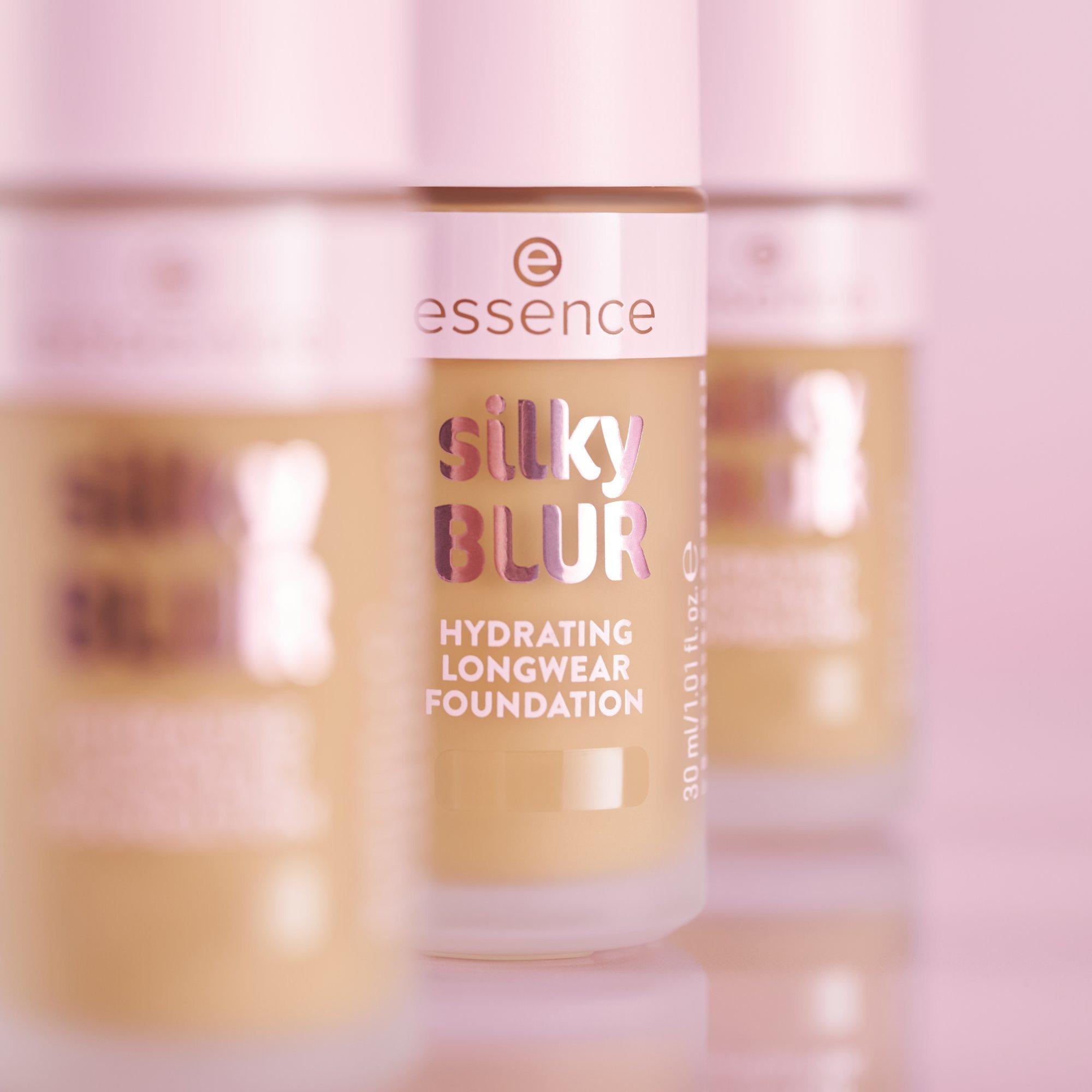 Silky BLUR HYDRATING LONGWEAR FOUNDATION