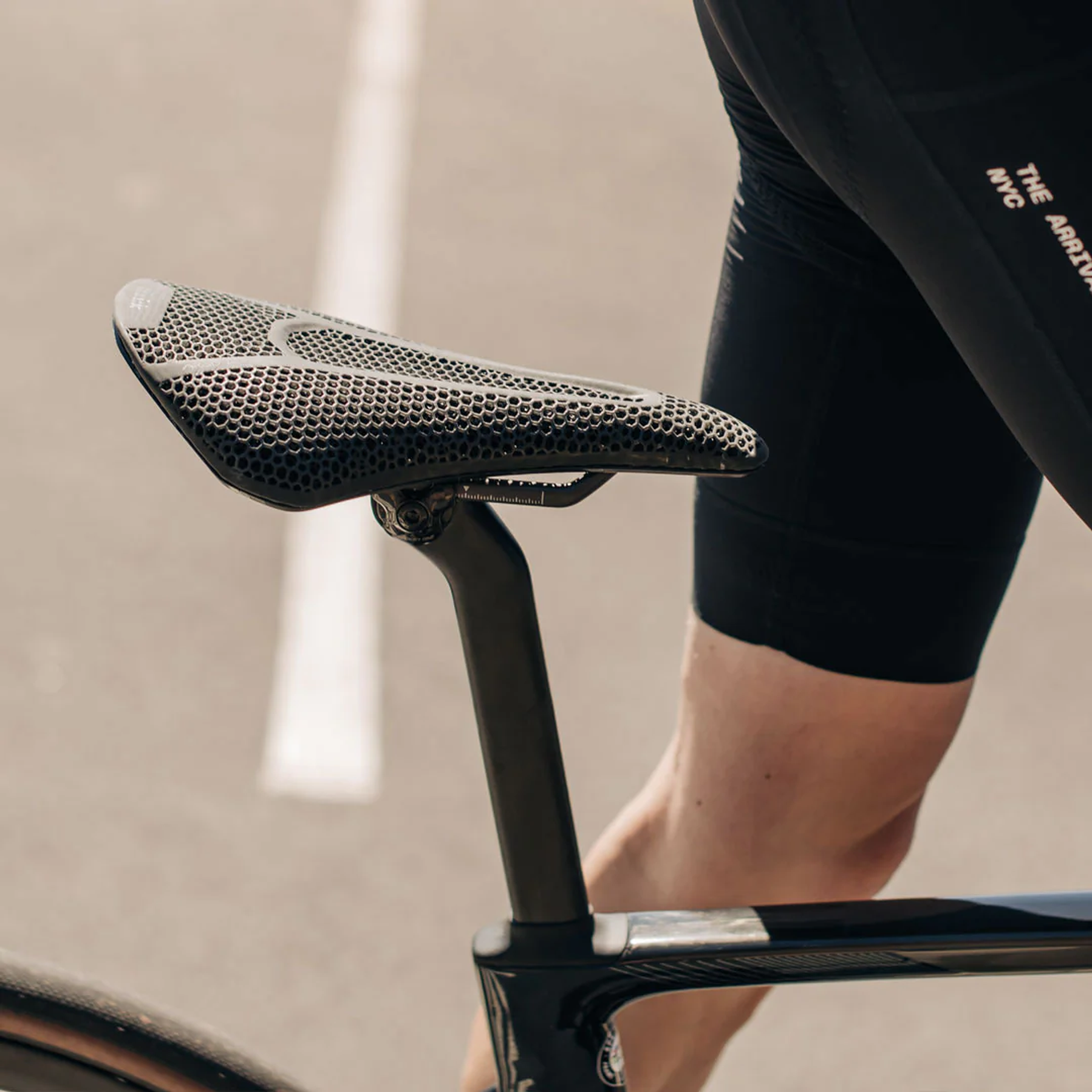 Fizik Vento Argo R1 Adaptive Zadel OEM