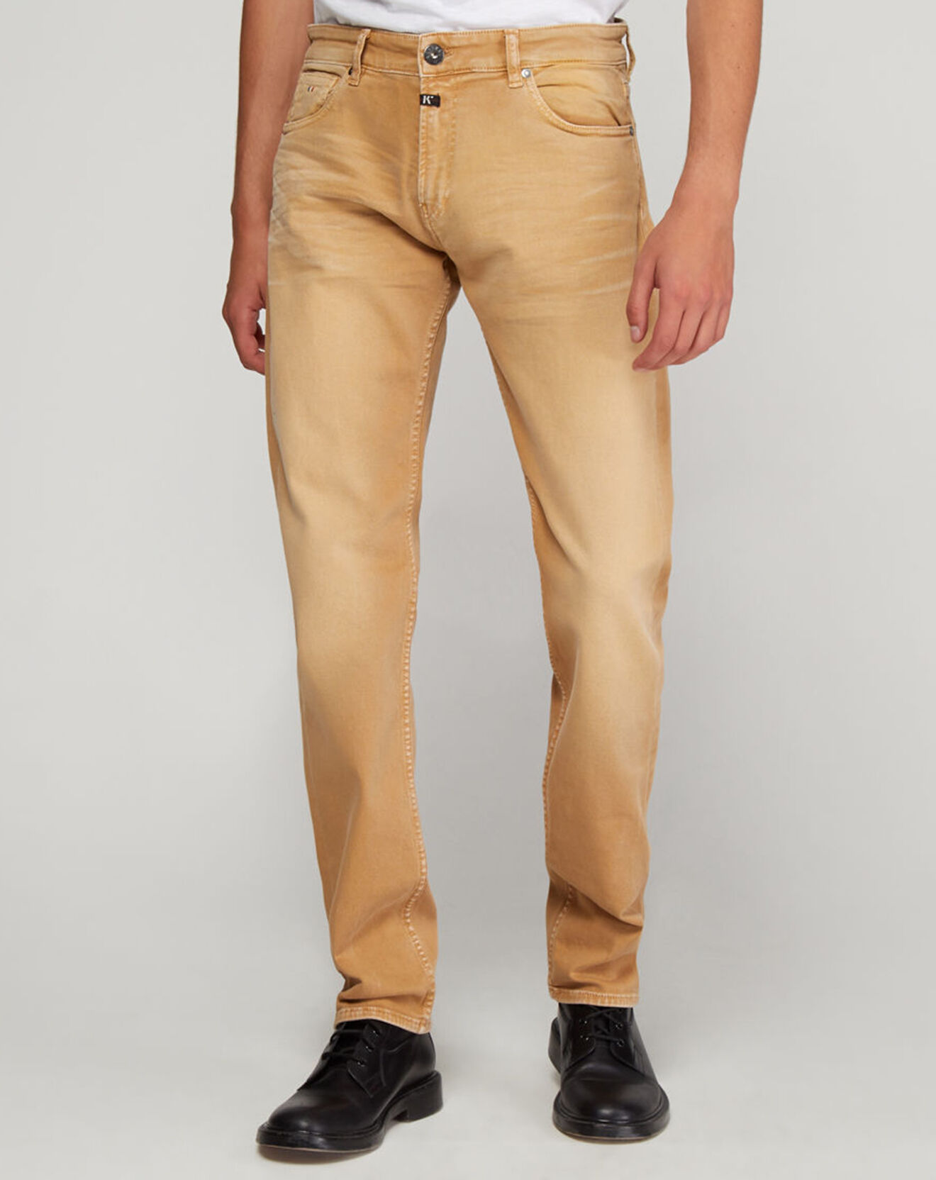Kaporal 5 Jean Droit Datte camel