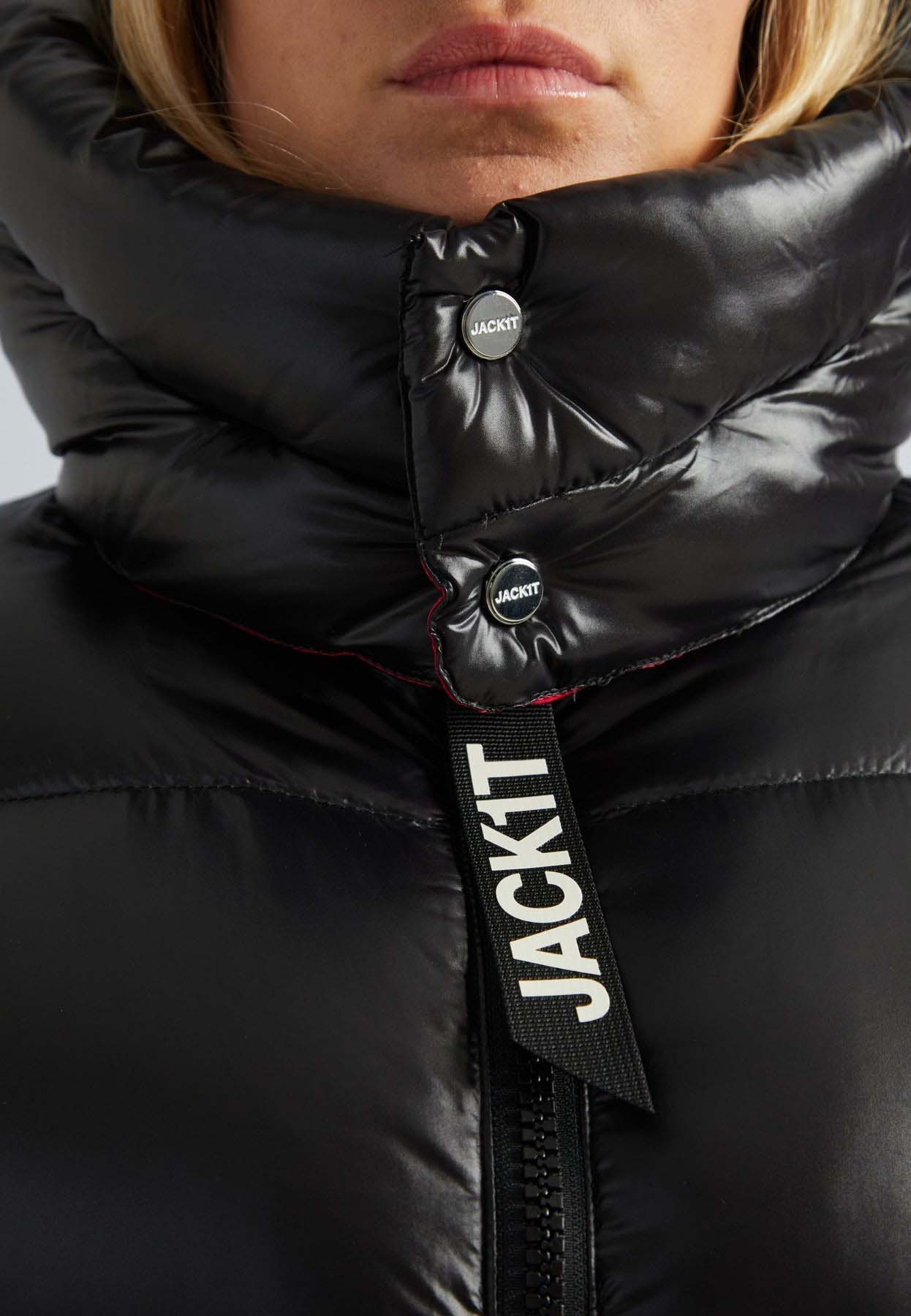 EZ Slick Puffer Hooded Jacket V2 Dame Black/Red