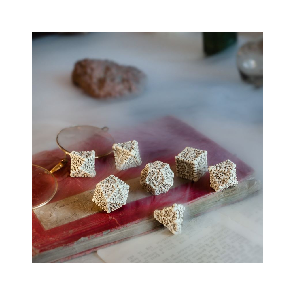 Macabre Dice Set