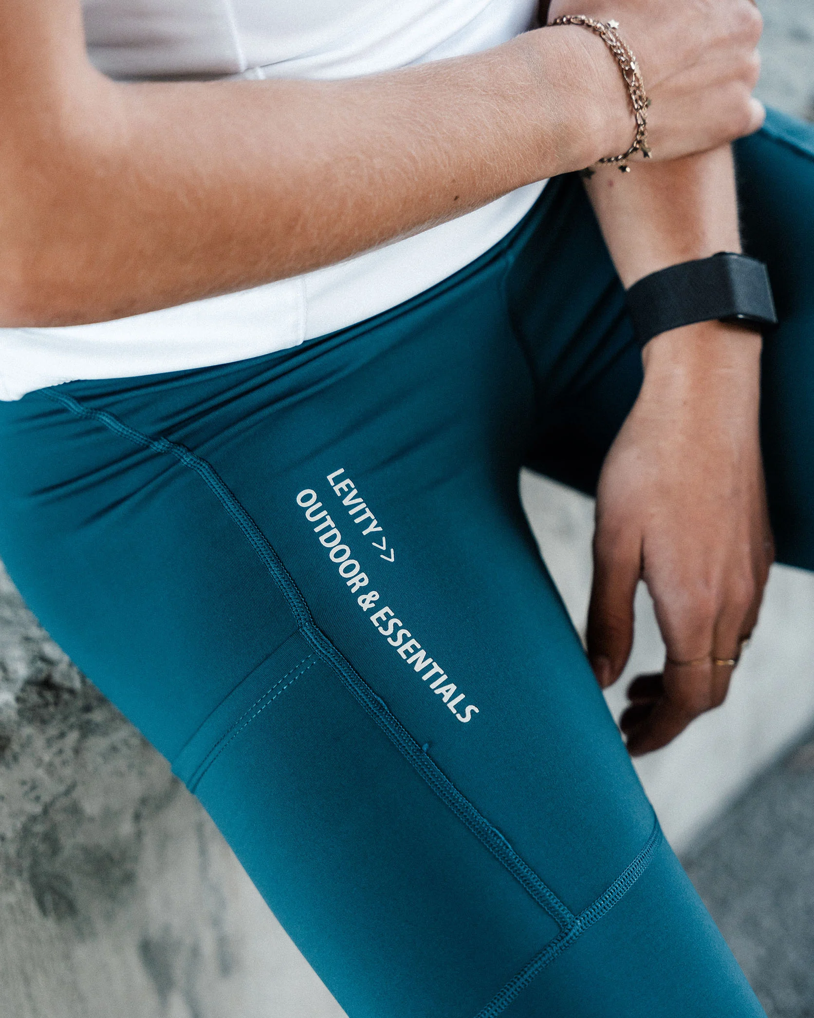 LEVITY Future Trail Tech Tights Deep Teal