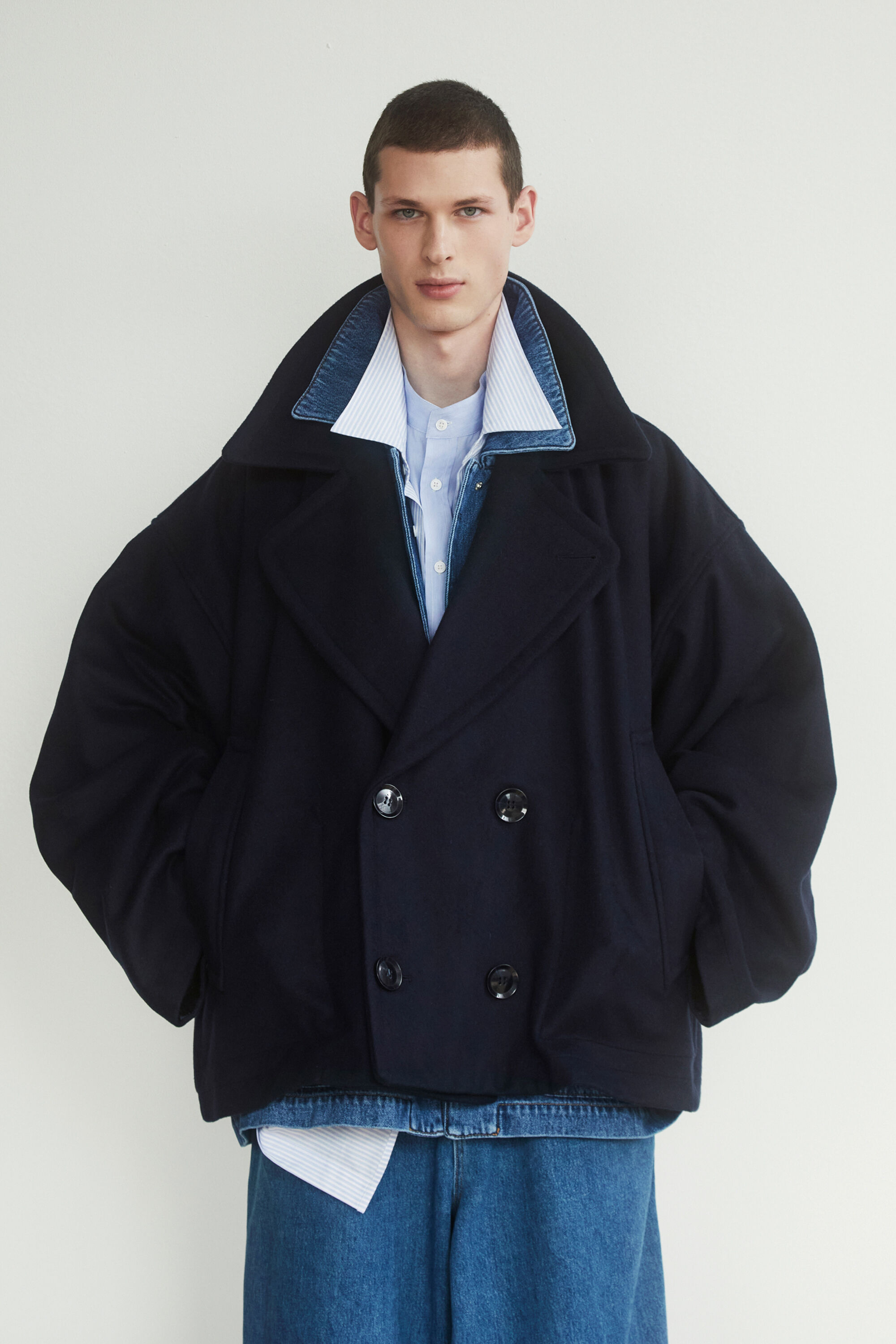 Casaco curto oversized de lã Hed Mayner