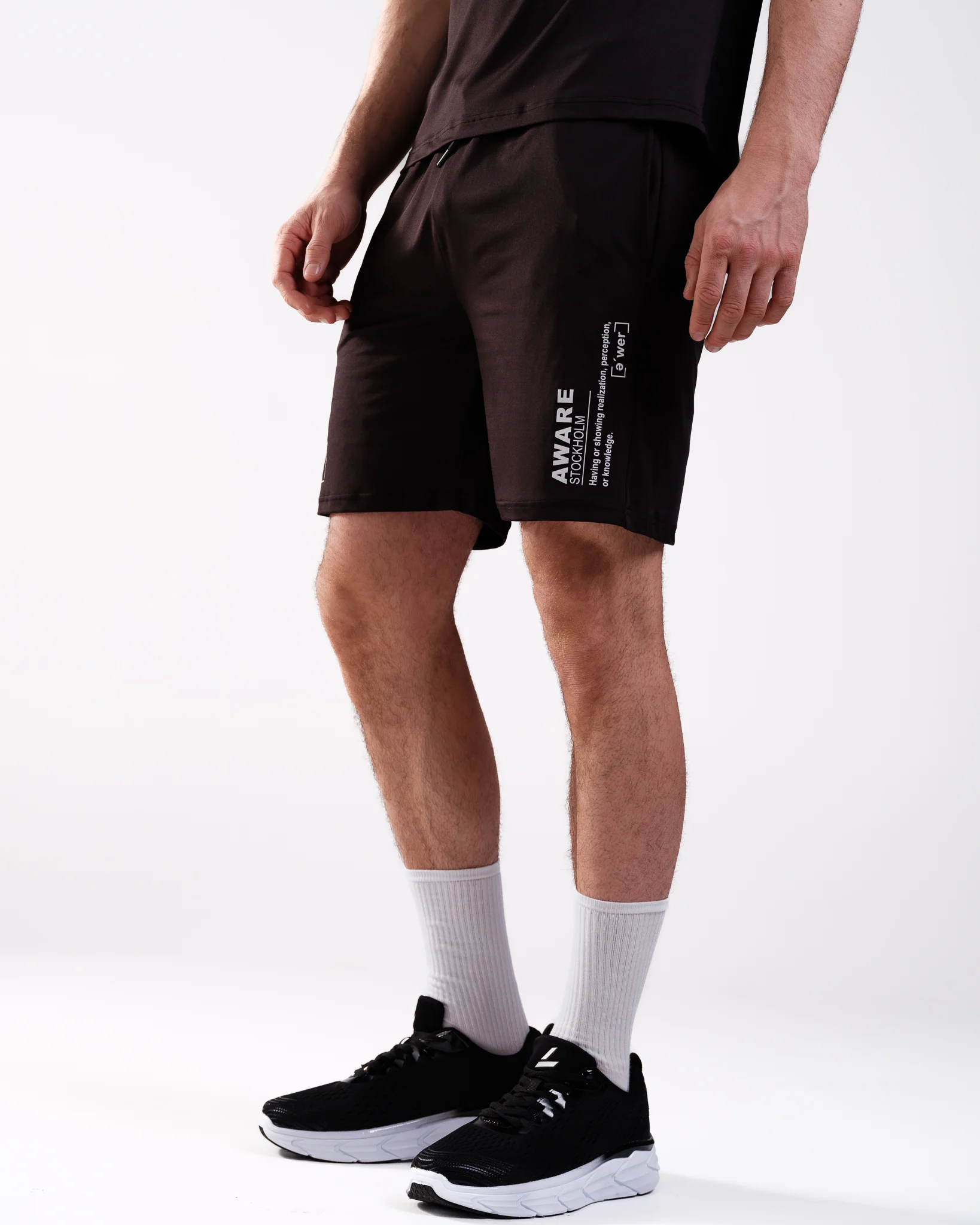 AWARE Shorts Black