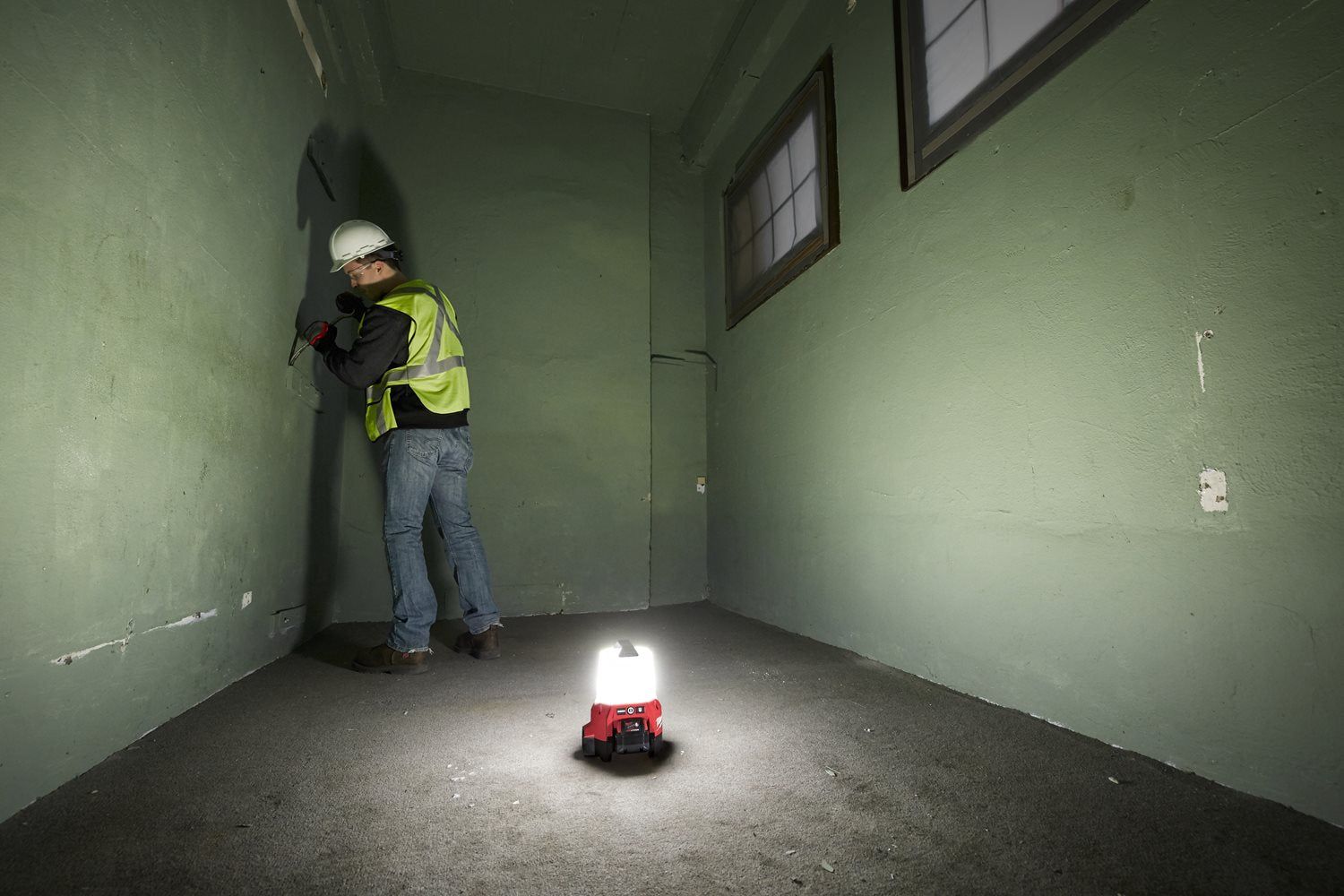 Milwaukee M18 TAL-0 Accu Werklamp 18V Basic Body M18™ - 4933464134