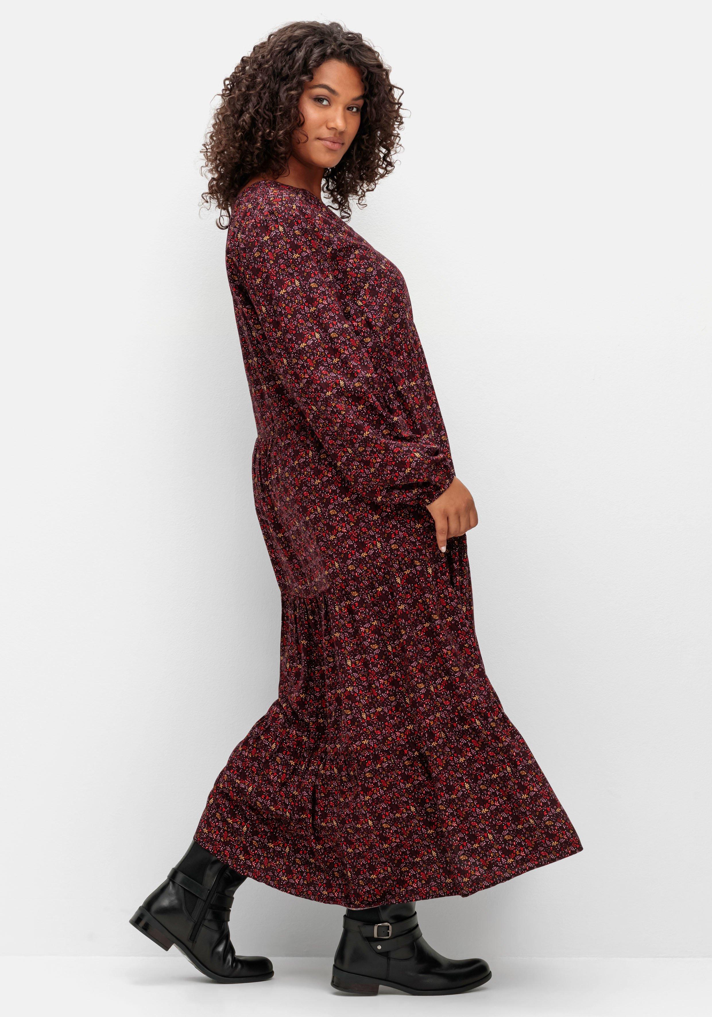 Gestuftes Maxikleid mit Alloverprint