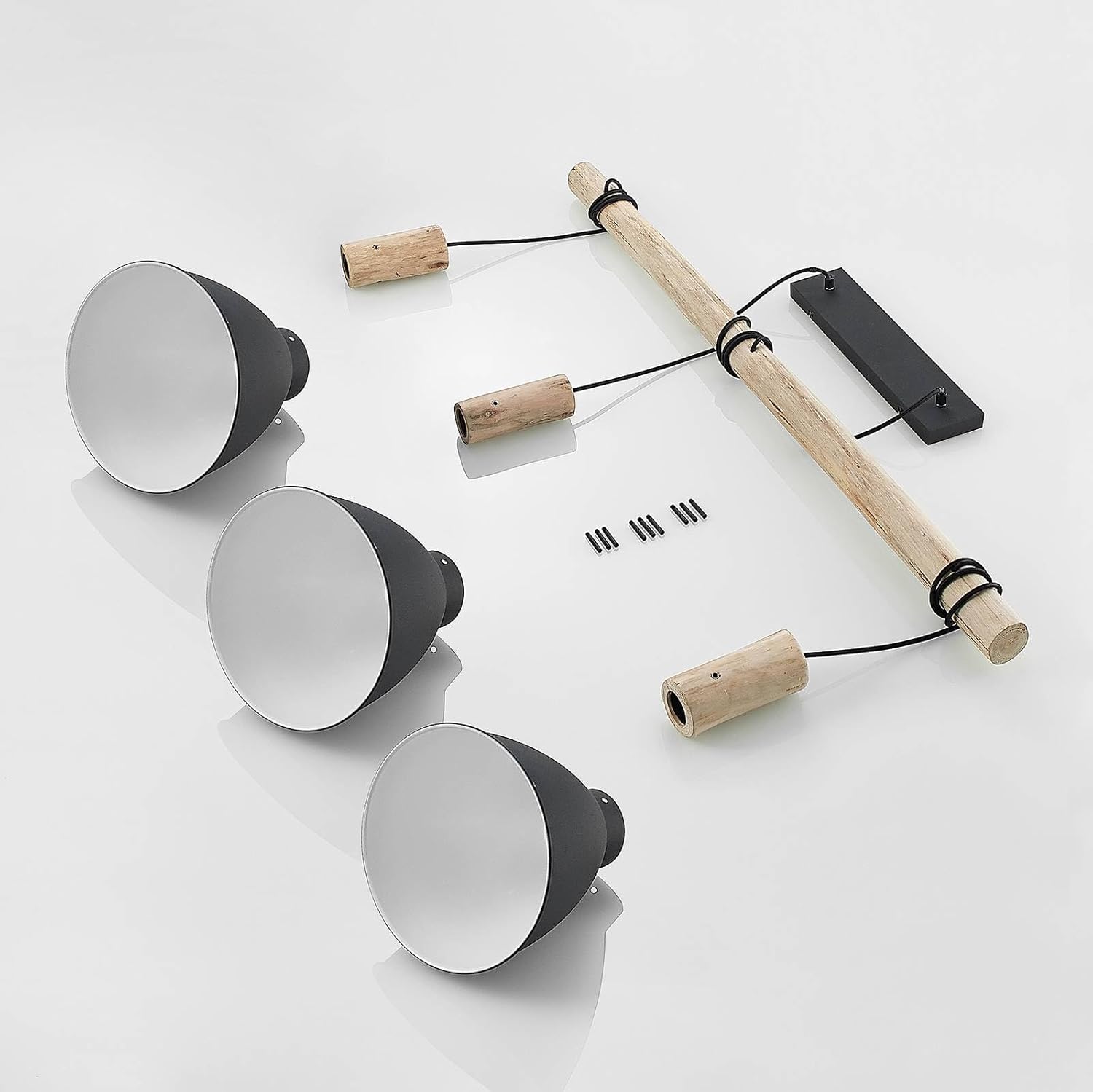 Lindby Esstisch Pendelleuchte Metall Holz, Hängeleuchte Esszimmer 3x E27 max. 60W ohne Leuchtmittel Hängelampe Wohnzimmer Esszimmerlampe Küchenlampe