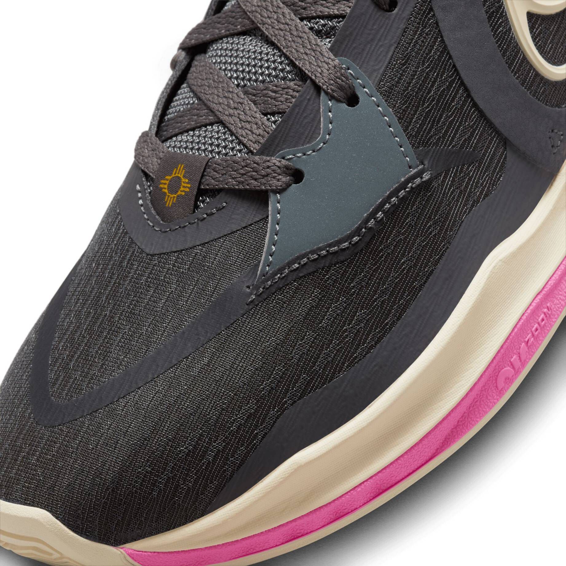 Nike| Herren Basketballschuhe KYRIE LOW 5
