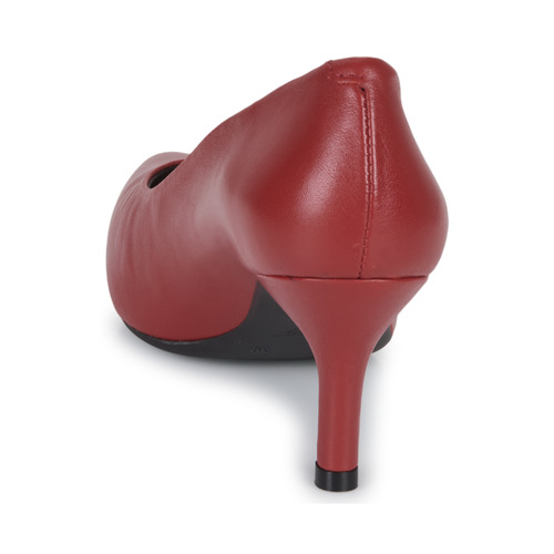 Betty London - VERAMENTA - Rouge