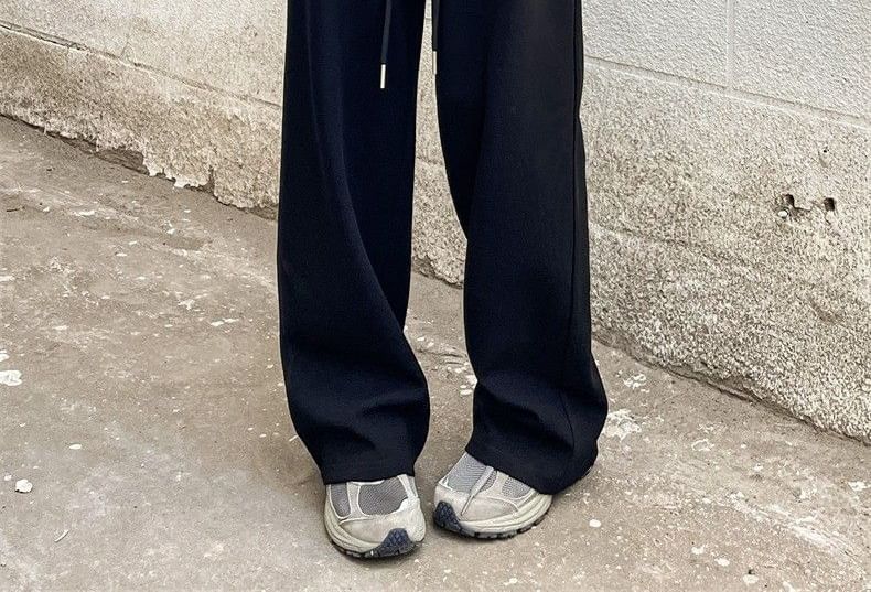 Horrysonie - High Rise Plain Inverted Pleated Wide Leg Pants
