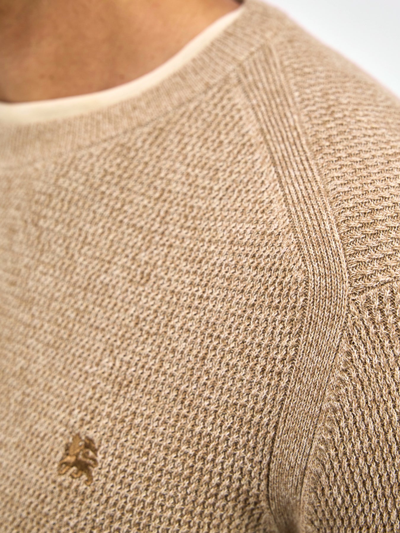 Herren Strickpullover in Strukturqualität
