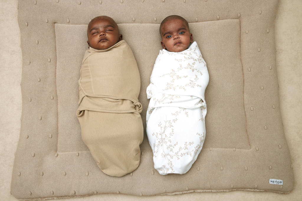 swaddle inbakerdoek Branches Sand