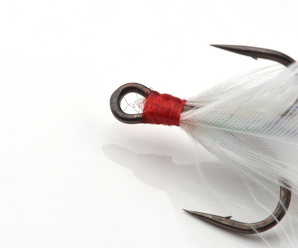 Hameçon Triple Gamakatsu GF Feathered-Treble MH W T (2 pièces)