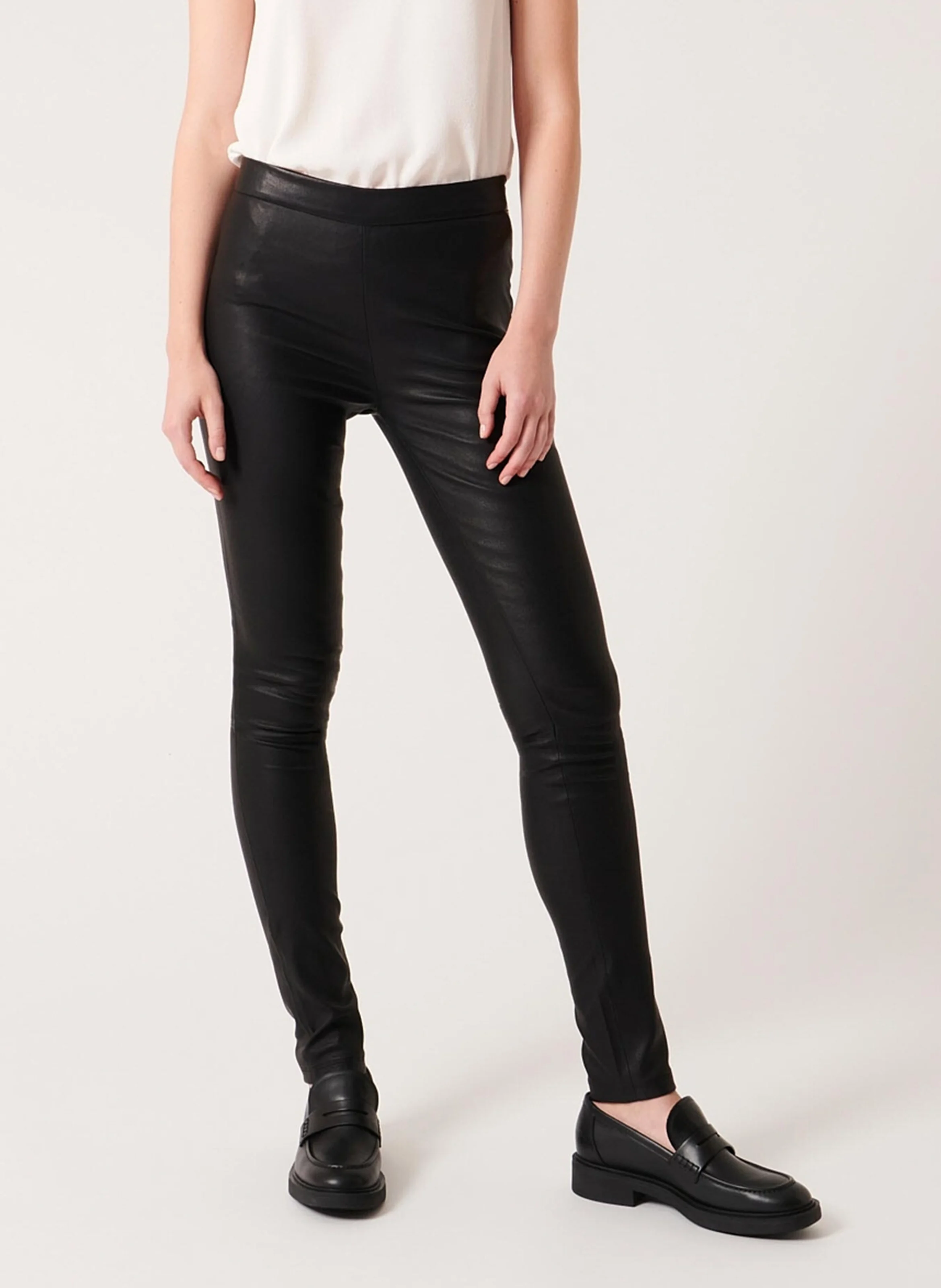 PIYA - Pantalon skinny en cuir | Noir