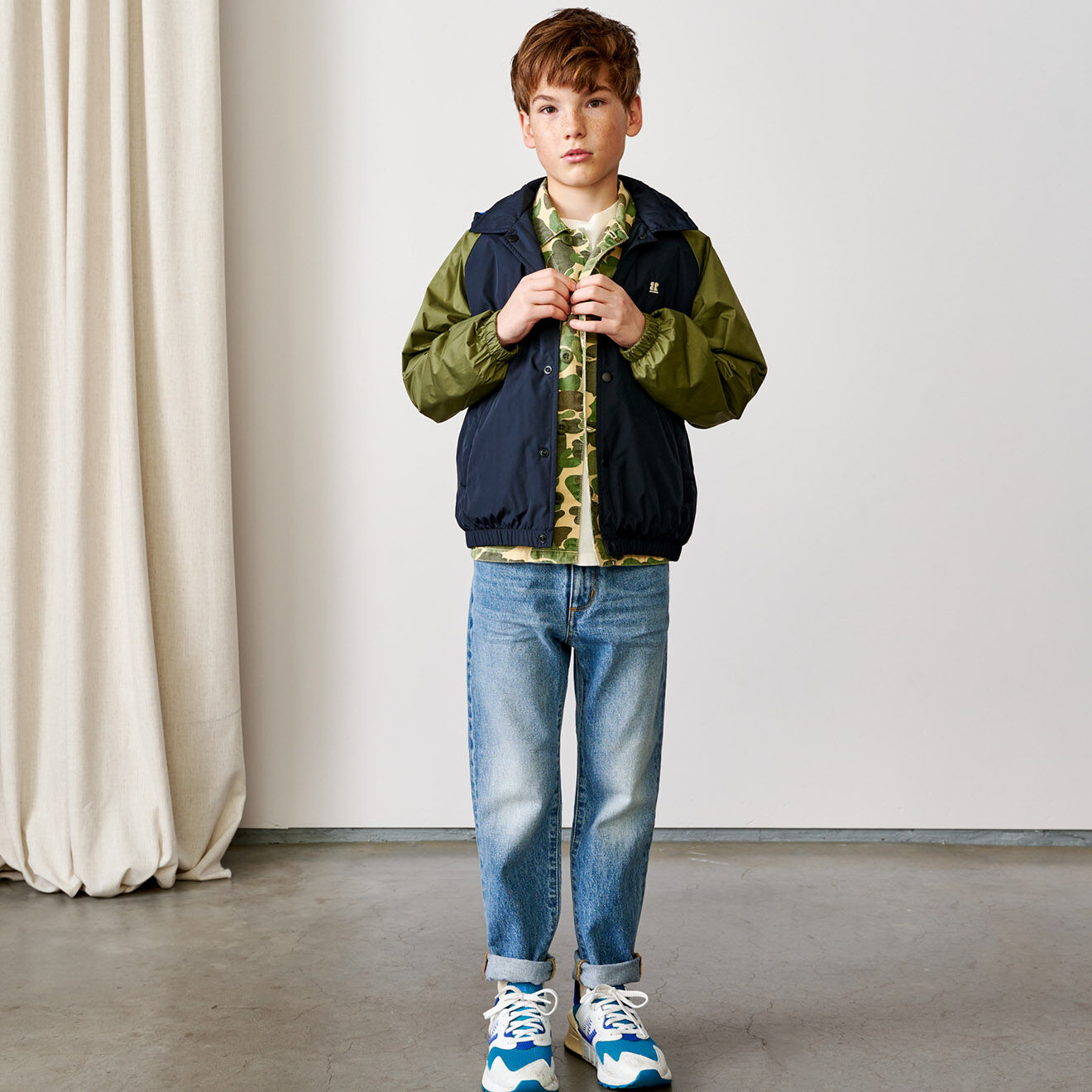 Bellerose Veste coupe-vent à capuche Harvard bleu nuit/kaki
