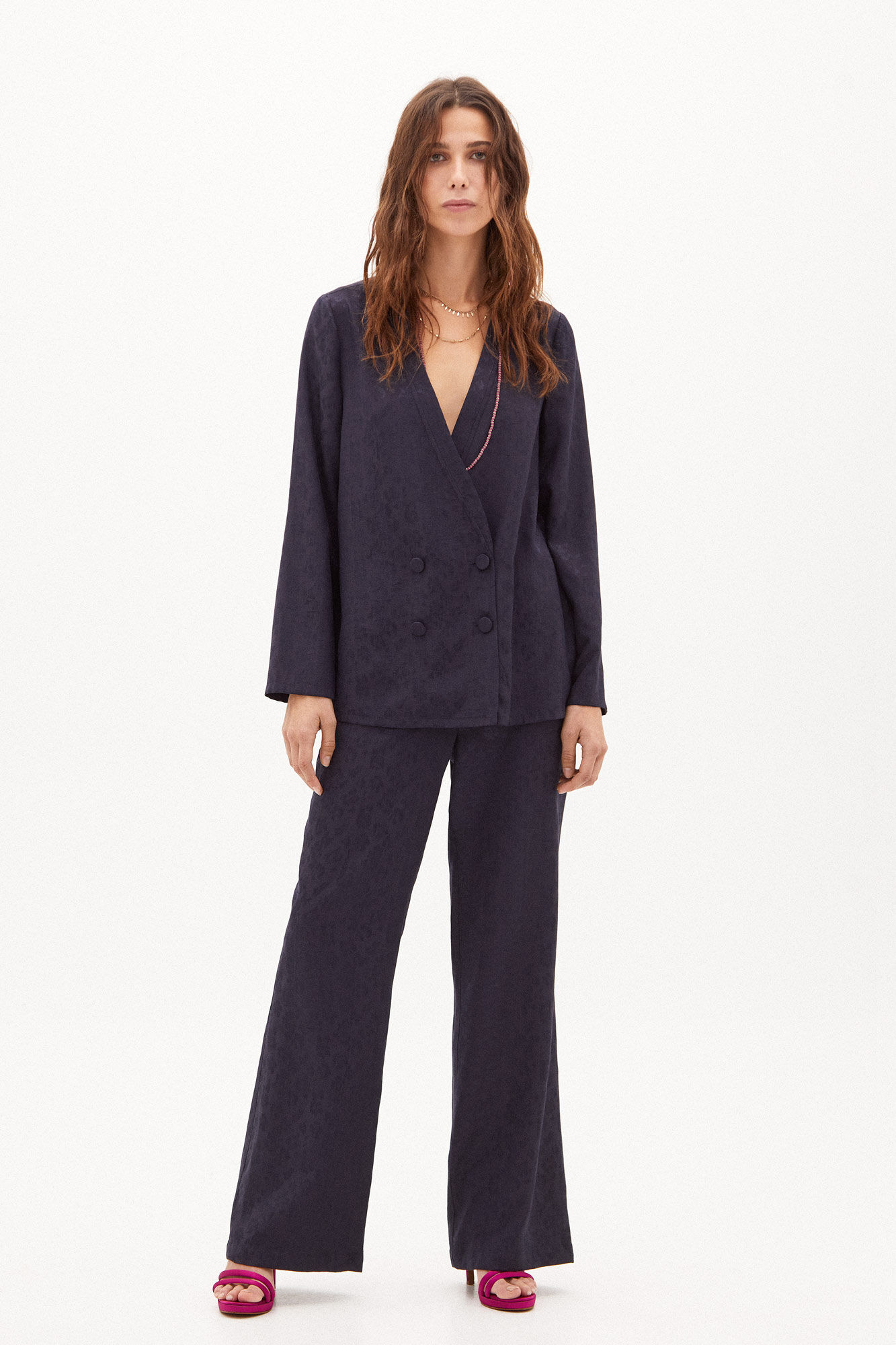 mila jacquard estilo americano - Azul
