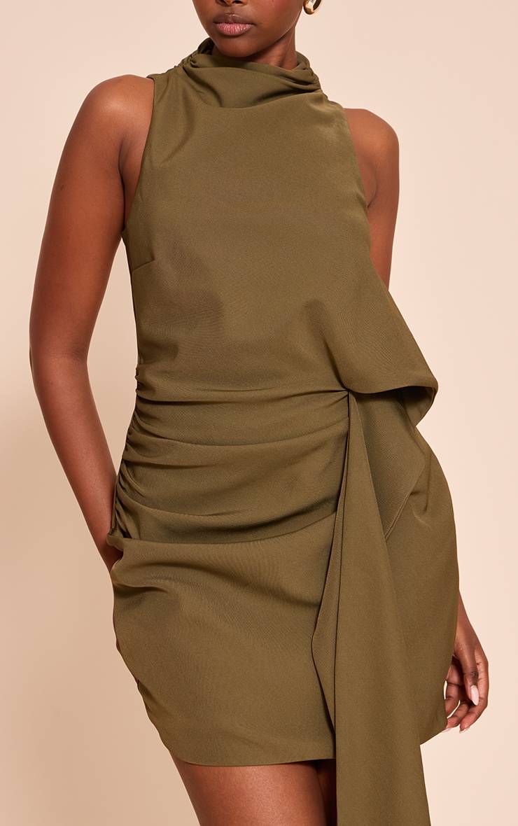 Vert Olive Robe Mini Drapée À Col Montant En Tissu Tissé