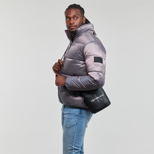 Calvin Klein Jeans - MONOGRAM SOFT REPORTER18 Negro